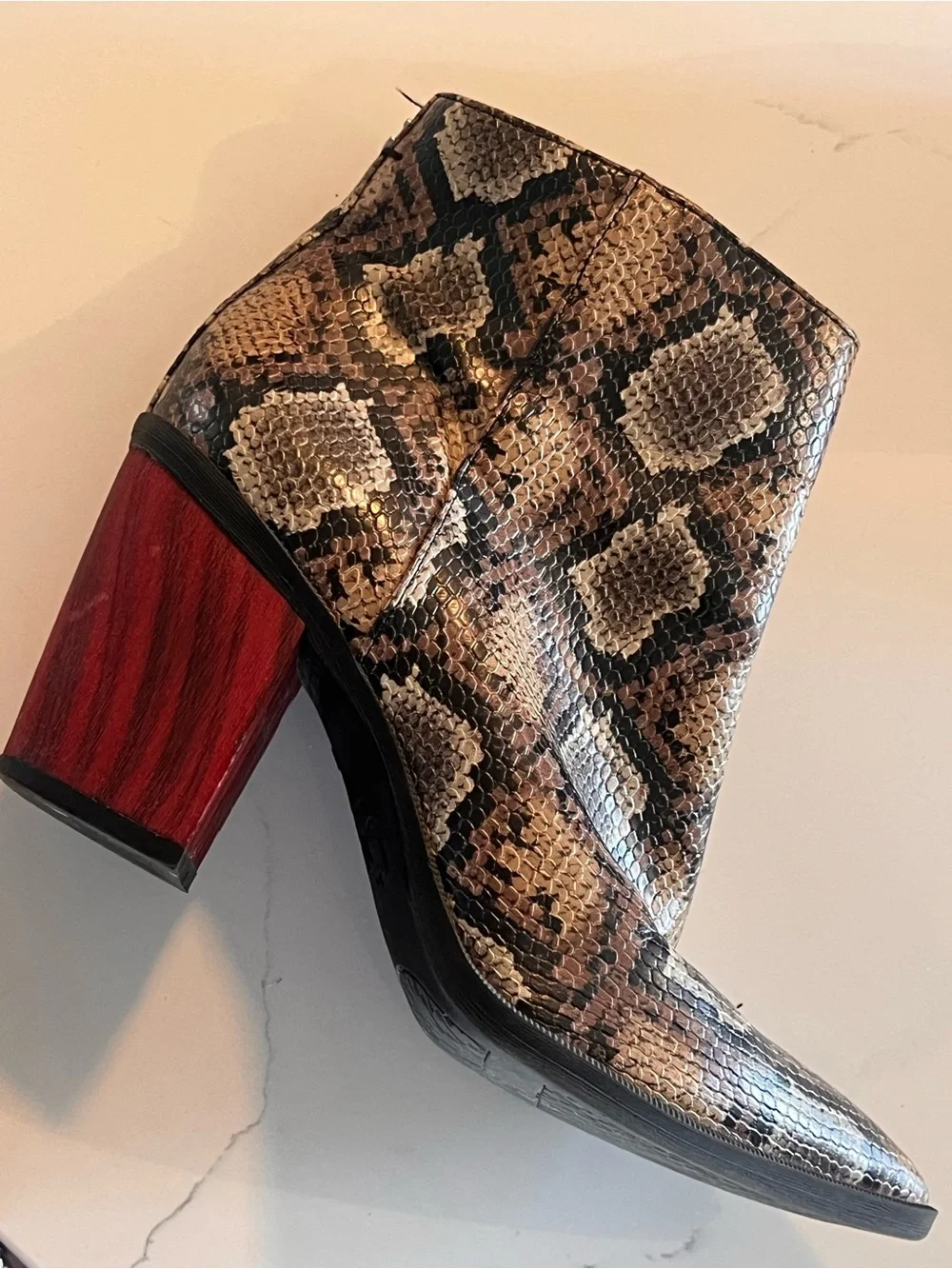Circus by Sam Edelman bold snake